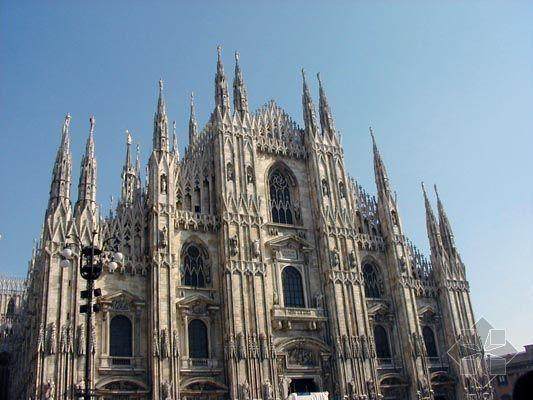 米兰大教堂——世界上最大的哥特式教堂_200904161622034772.jpg