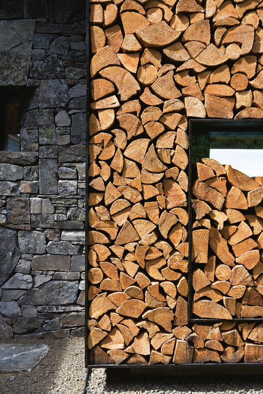 1285701889-09stonecreekcamp-master-house-wood-detail.jpg