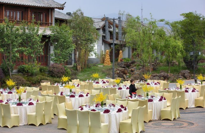 丽江和府皇冠假日酒店(Crown Plaza Lijiang Ancient Town)_Outdoor banquet.jpg