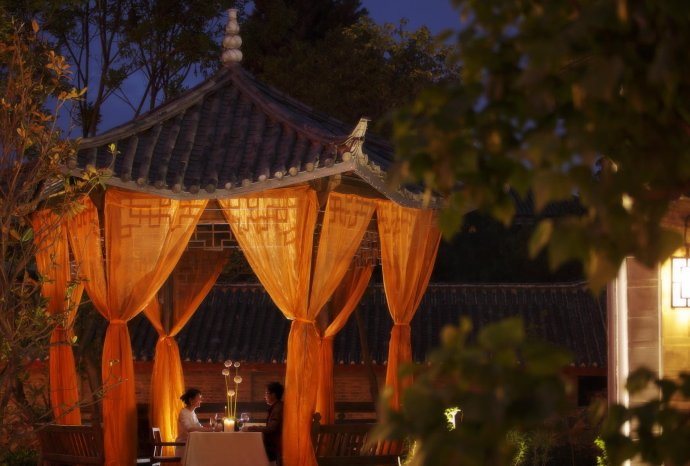 丽江和府皇冠假日酒店(Crown Plaza Lijiang Ancient Town)_Romantic Dinner.jpg