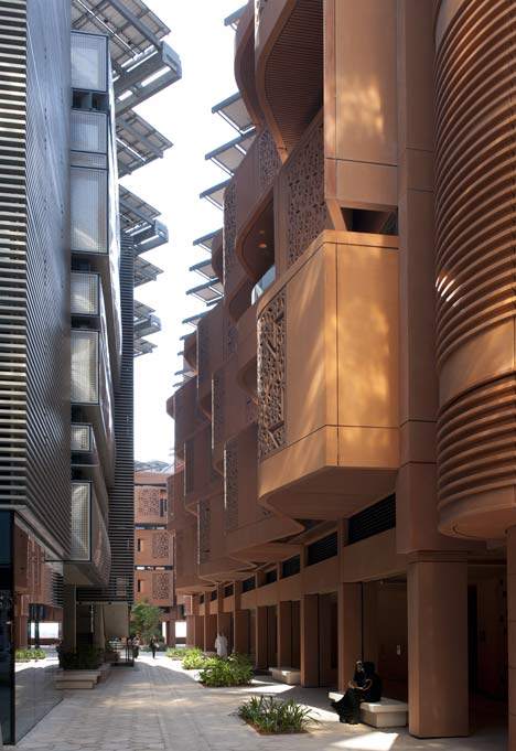 dzn_Masdar-Institute-by-Foster- -Partners-4.jpg