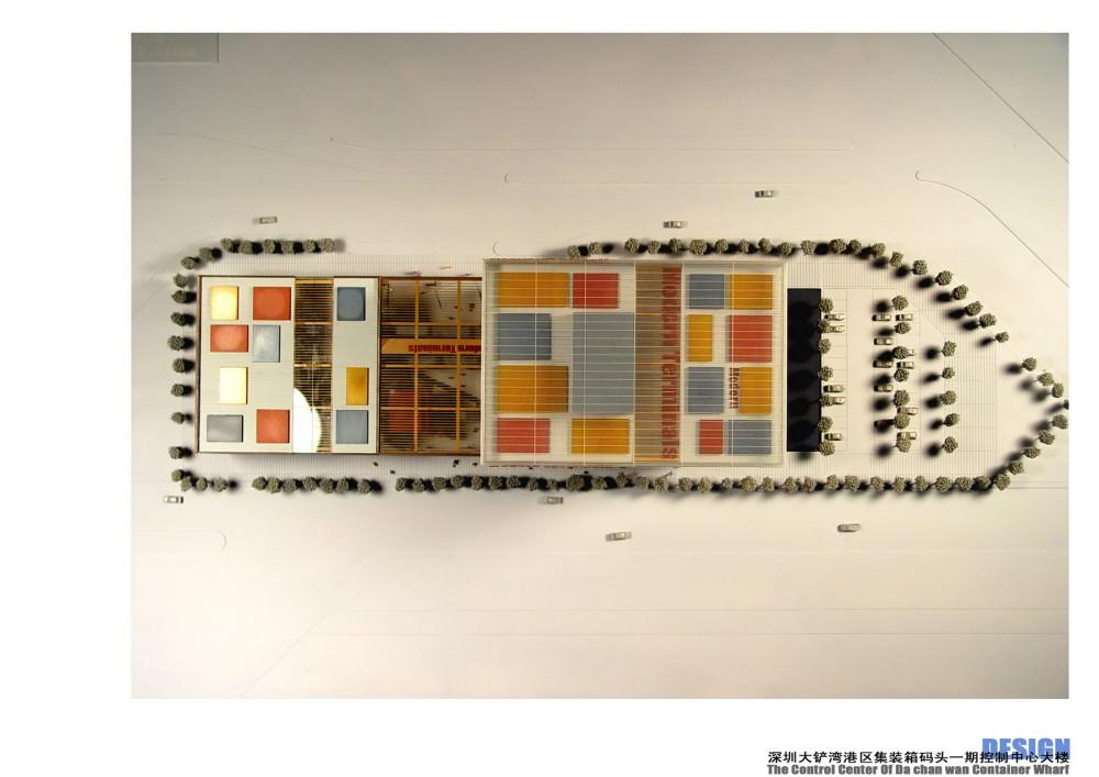 深圳港大铲湾港区集装箱码头控制大楼建筑文本_10模型照片1.jpg
