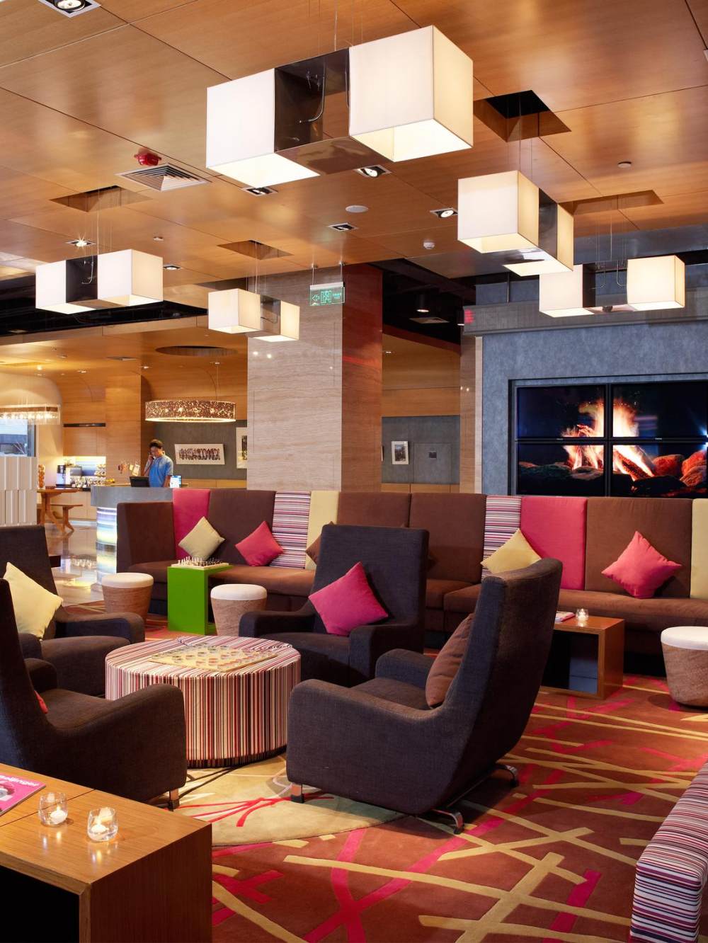 8)Aloft Beijing, Haidian—Remix lobby 拍攝者.jpg