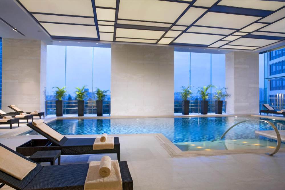 广州福朋喜来登酒店Four Points by Sheraton Guangzhou第三页更新_5)Four Points by Sheraton Guangzhou, Dongpu—Indoor Pool 拍攝者.jpg