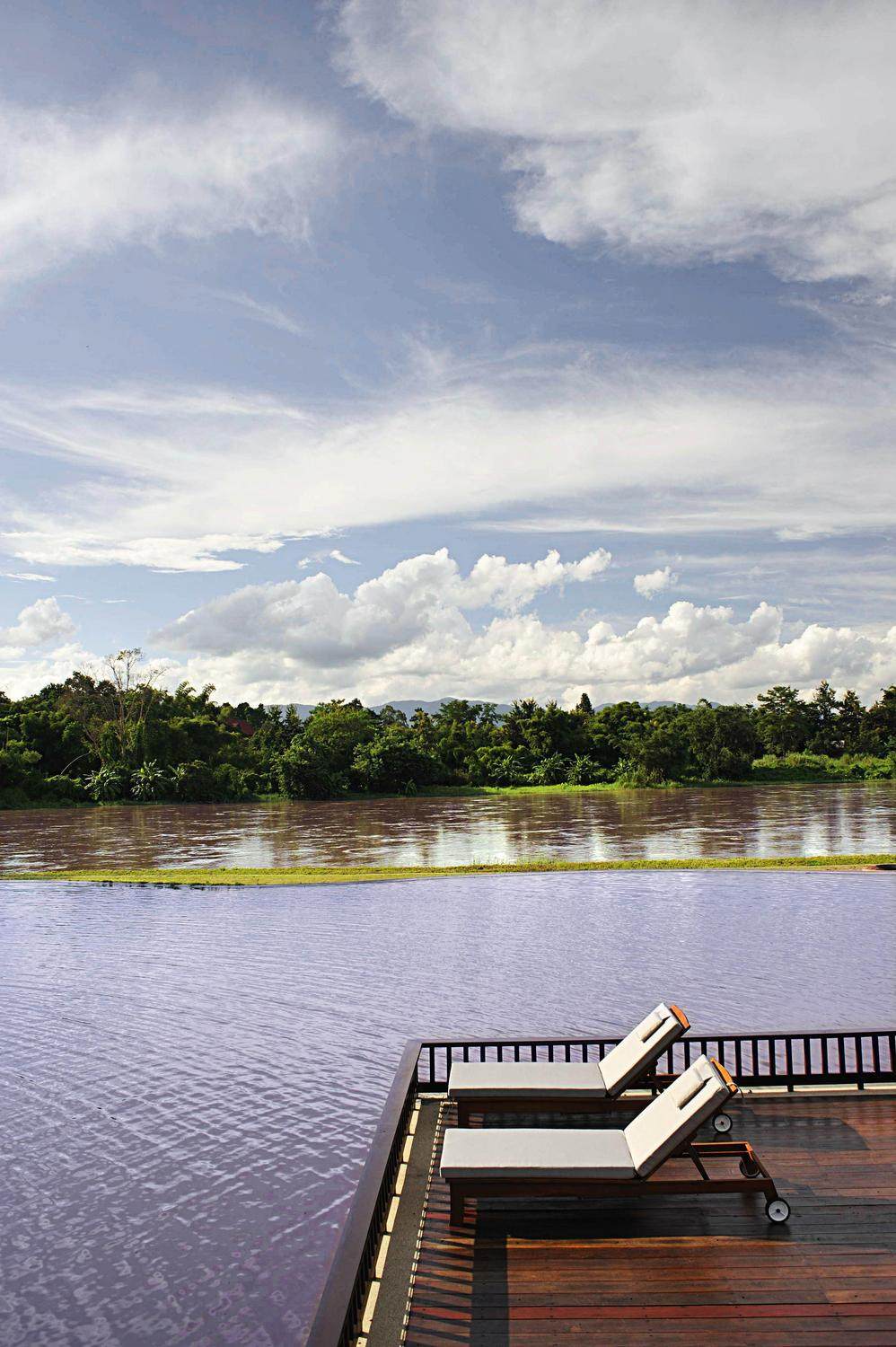 44)Le Meridien Chiang Rai Resort, Thailand—Kok River View from Pool Deck 拍攝者.jpg