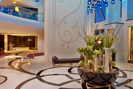 3)W Doha Hotel &amp; Residences—Lobby Living Room 拍攝者.jpg