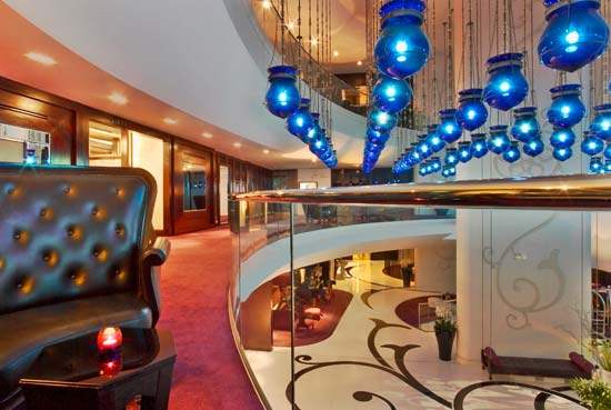 5)W Doha Hotel &amp; Residences—Lobby Living Room 拍攝者.jpg