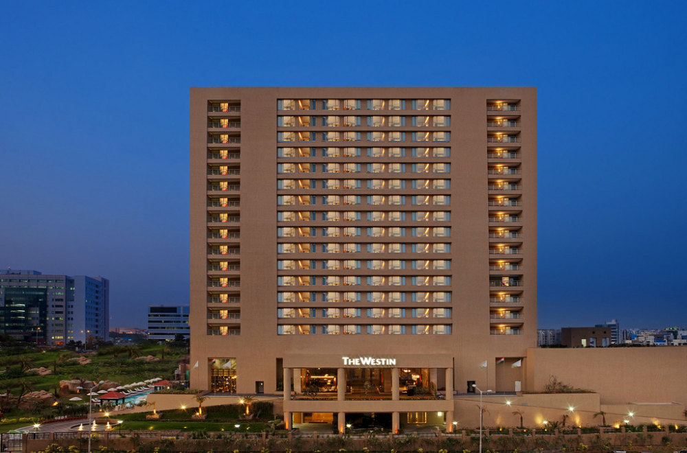 威斯汀，海得拉巴,印度---The Westin Hyderabad Mindspace_13)The Westin Hyderabad Mindspace—hotel outside view 拍攝者.jpg