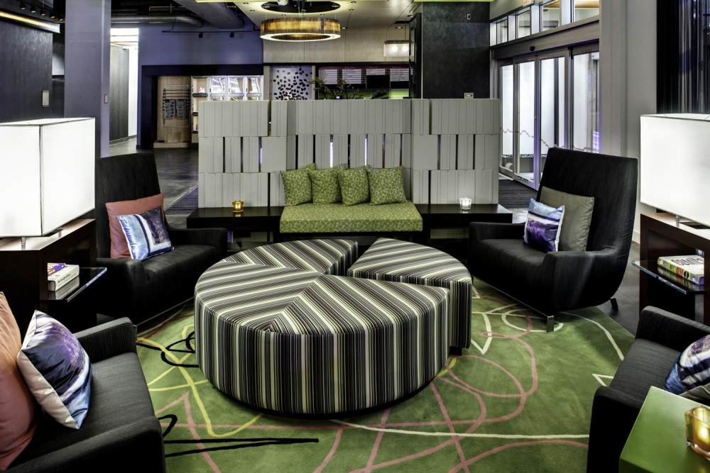 2)Aloft Tallahassee Downtown—ReMix Lounge 拍攝者.jpg