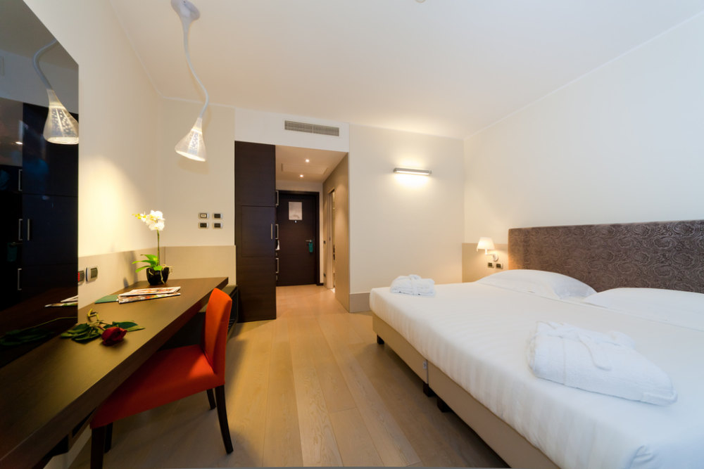 2)Una Hotel Modena Room 拍攝者.jpg
