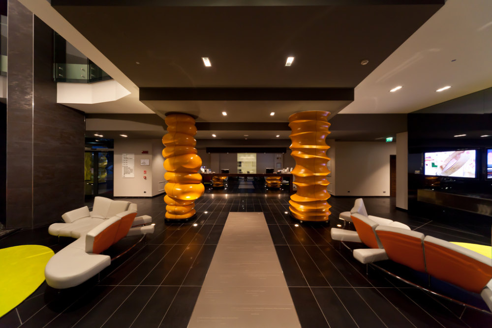 3)Una Hotel Modena Reception 拍攝者.jpg