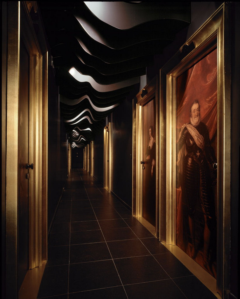 5)Vittoria_corridor 拍攝者.jpg