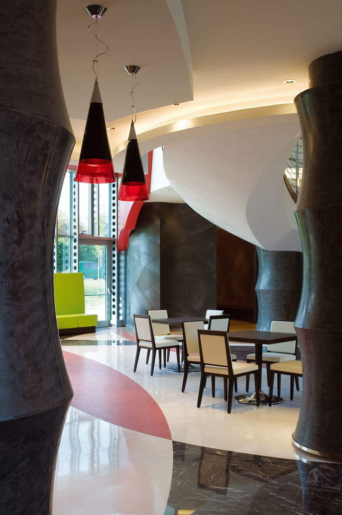 4)UNA Hotel Malpensa_Restaurant 拍攝者.jpg