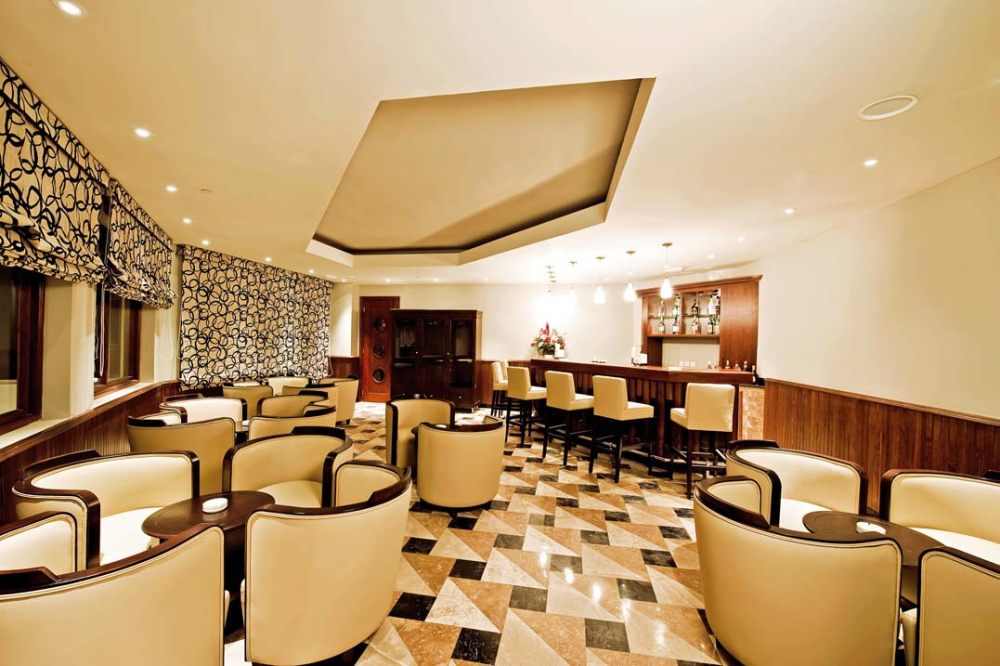 Iberostar Rose Hall Suites  伊波罗之星玫瑰厅套房酒店_BAR 2.jpg