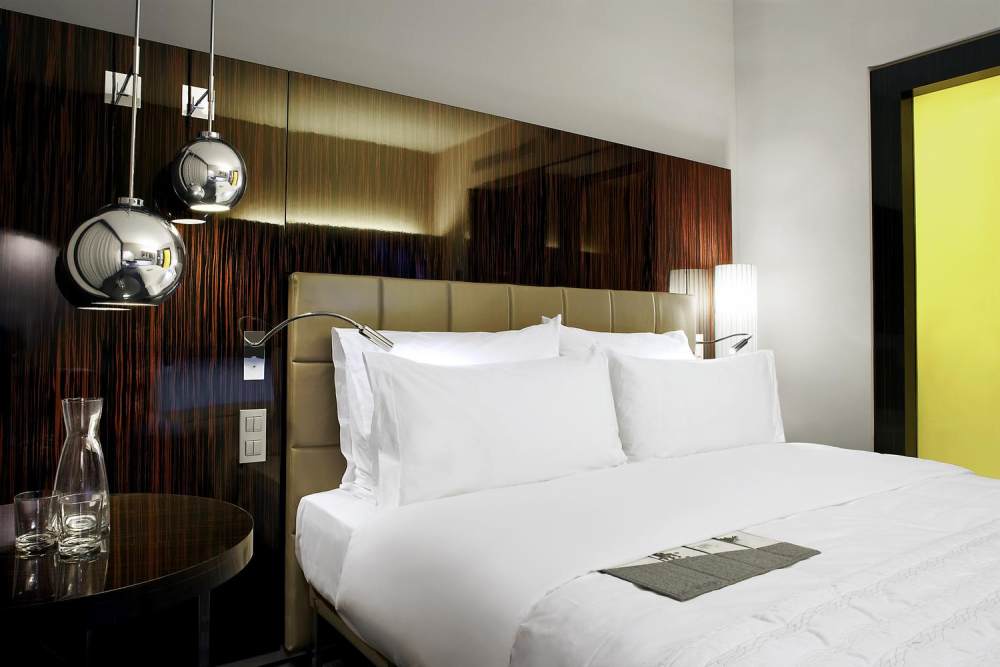 Le Meridien Etoile—New Executive Room with Discovery Envelope.jpg