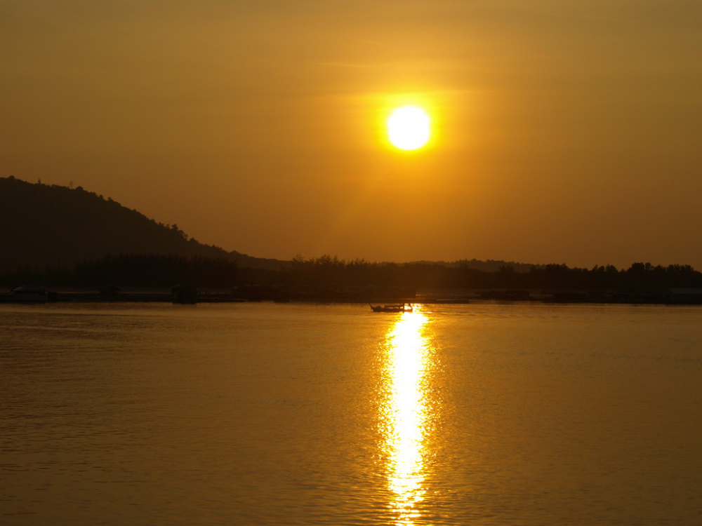 the village coconut island/普吉岛.泰国_5432770678_8ce98b87f9_b.jpg