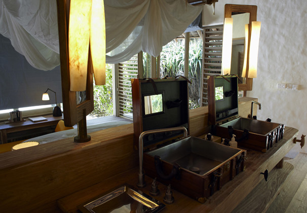 马尔代夫第六感拉姆度假村(Six Senses Laamu Maldives)_Beach_Villa_Bathroom1.jpg