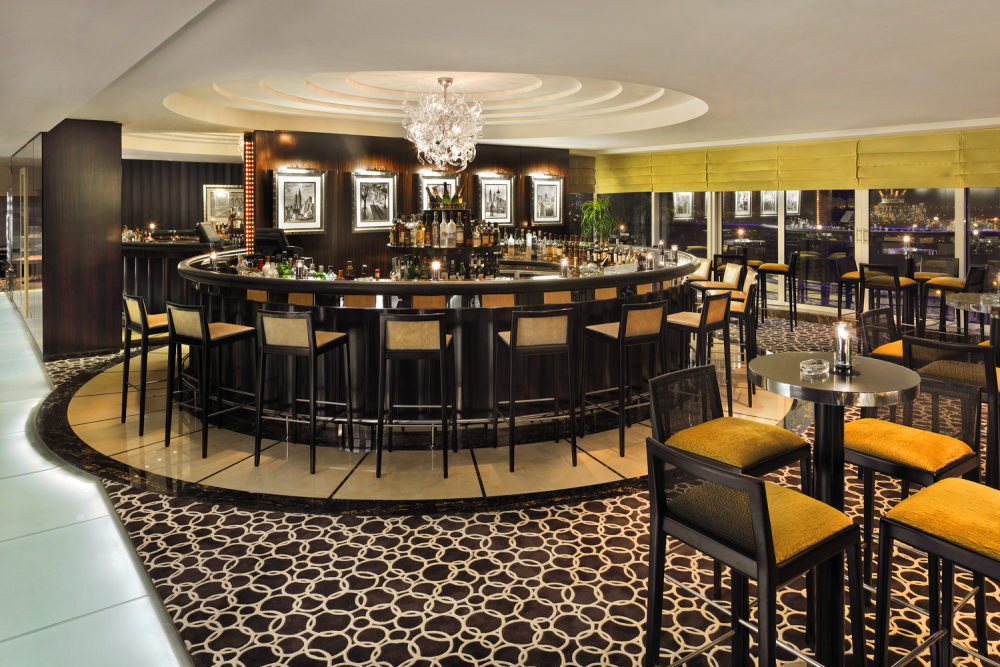Grosvenor House Dubai—Bar 44.jpg