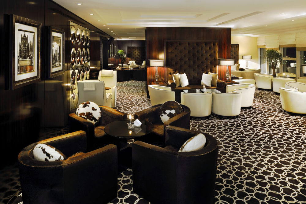Grosvenor House Dubai—Bar 442.jpg