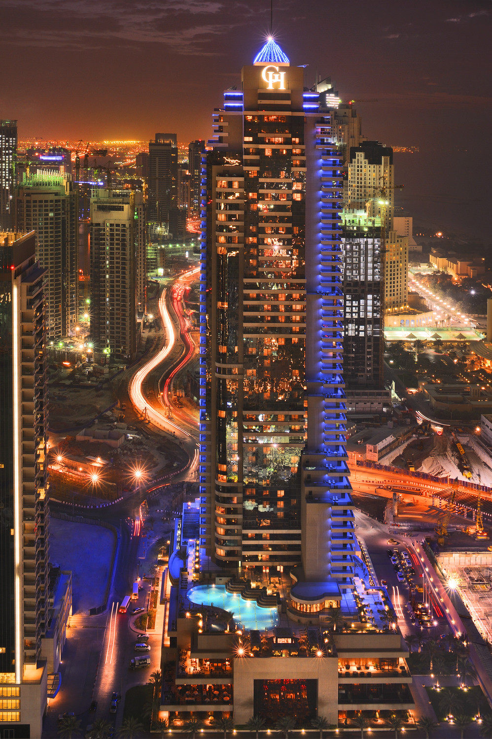 Grosvenor House Dubai—Exterior – At night3.jpg