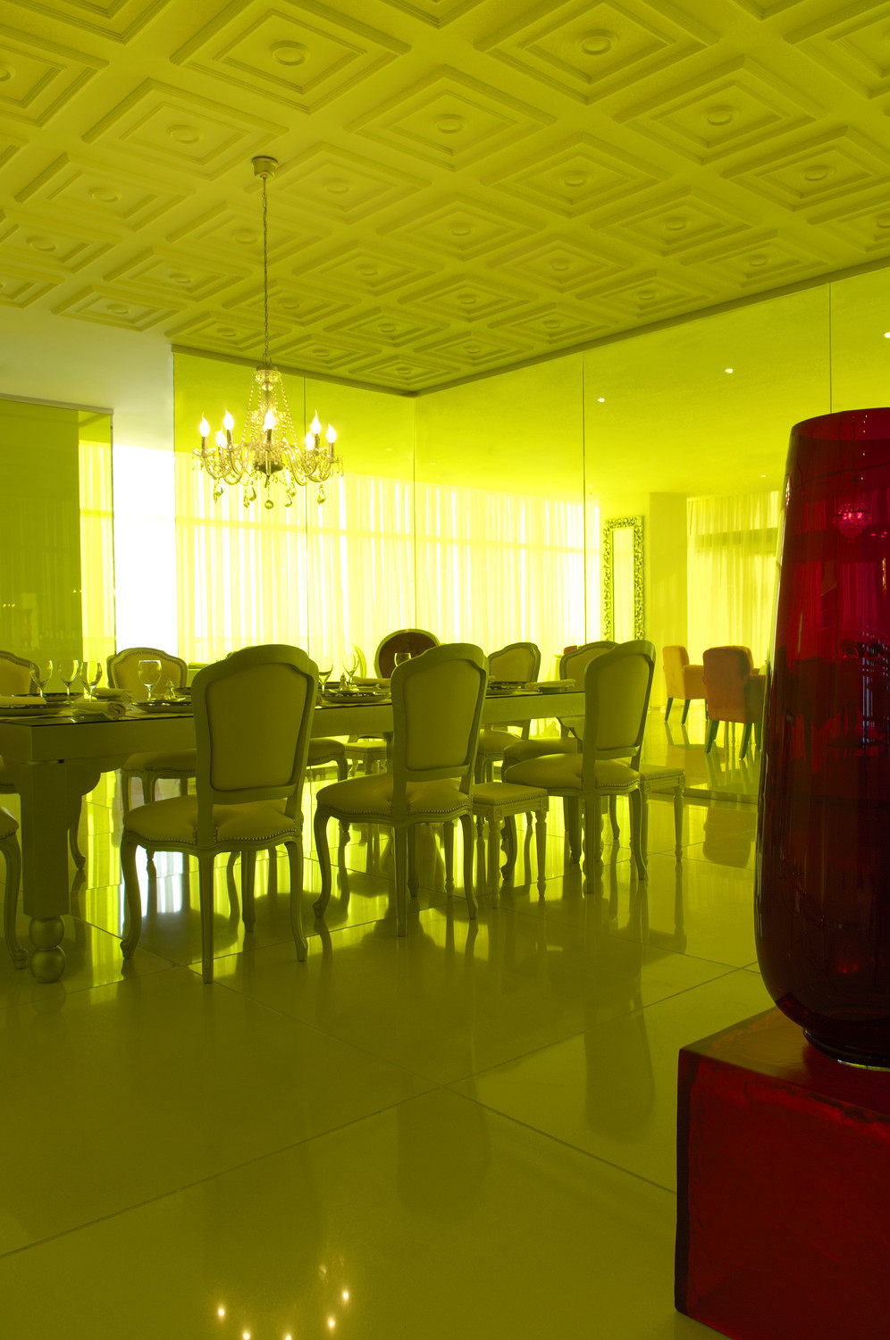 Grosvenor House Dubai—Rhodes Mezzanine – English cuisine with a French flair5.jpg