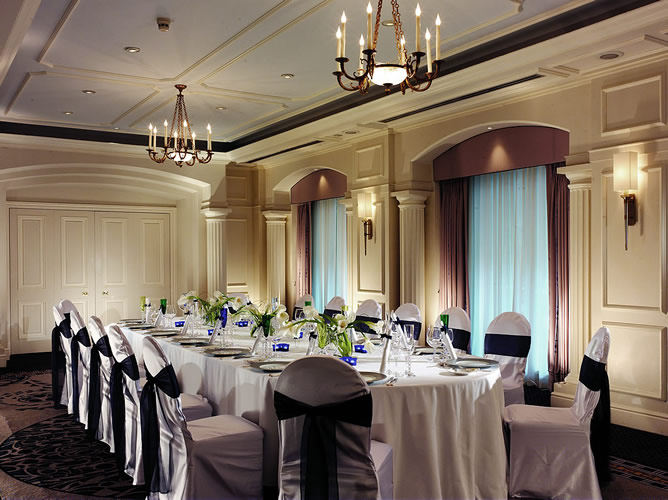 The Berkeley London luxury hotel_Belgravia Room - Dining.jpg