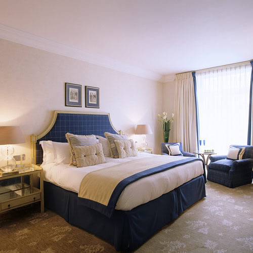 The Berkeley London luxury hotel_Superior_King_Room.jpg