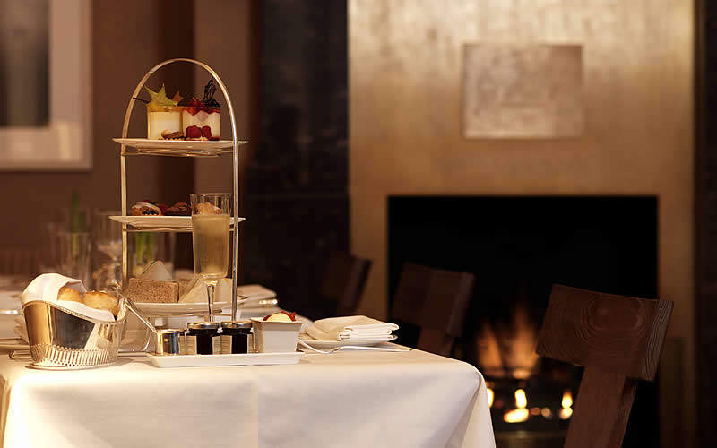 伦敦康诺特酒店The Connaught_CON_afternoontea.jpg