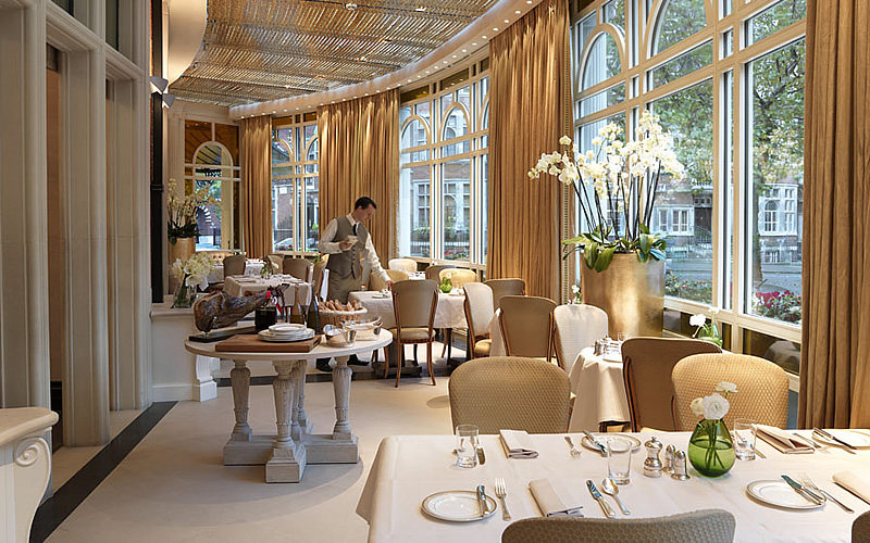 伦敦康诺特酒店The Connaught_CON_Espelette.jpg