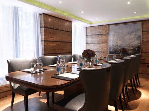伦敦康诺特酒店The Connaught_Silver Room Meeting.jpg