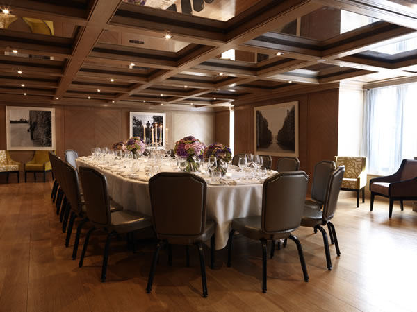 伦敦康诺特酒店The Connaught_Maple Room Dinner.jpg