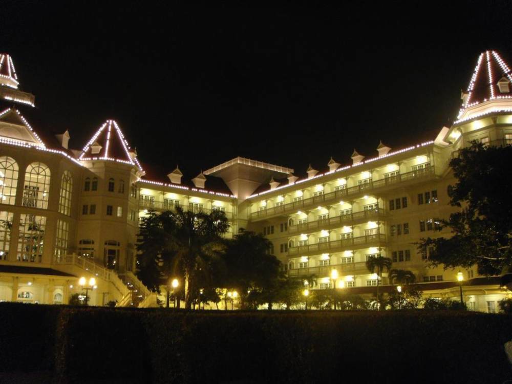 香港迪斯尼乐园酒店Disneyland Hotel_1c538905bd554bdf9cb1280b82e568c9.jpg