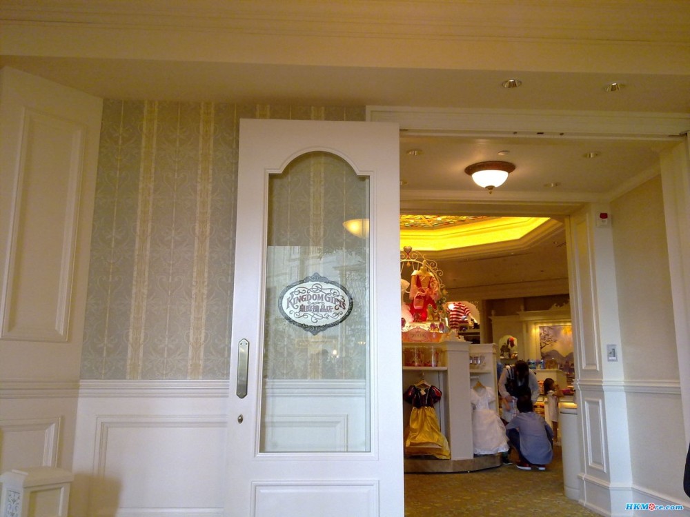 香港迪斯尼乐园酒店Disneyland Hotel_e4e789f5e4c9850cbd31094b1.jpg