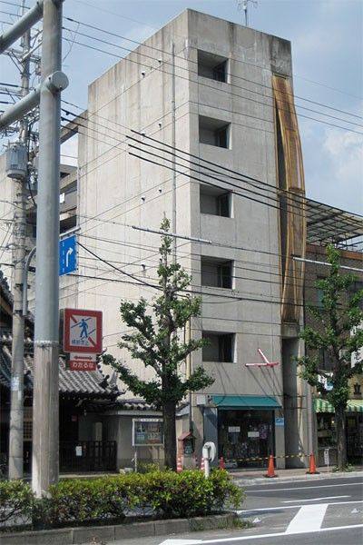 夾縫中求生存的超窄建築 – 日本_unnamed_0f58rp5hbm.jpg