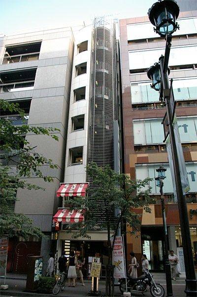 夾縫中求生存的超窄建築 – 日本_unnamed_fqj7ok521m.jpg