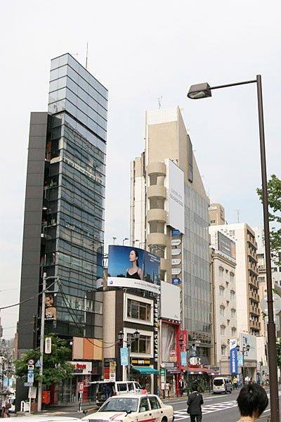 夾縫中求生存的超窄建築 – 日本_unnamed_umsm0i18wt.jpg