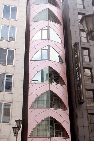 夾縫中求生存的超窄建築 – 日本_unnamed_wg00vmnyq.jpg