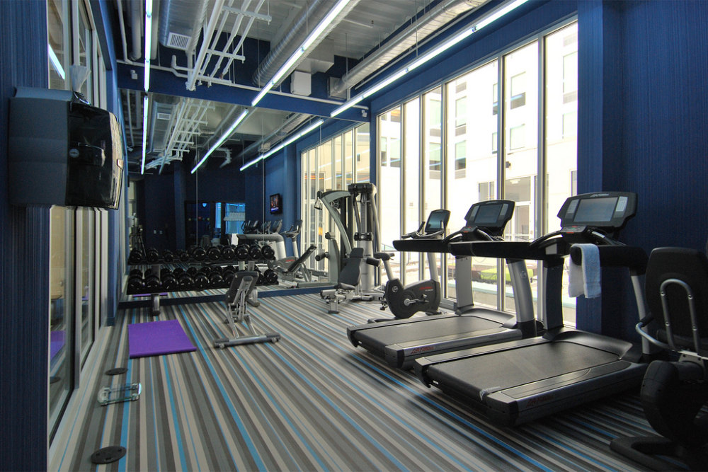 w hotel旗下品牌：Aloft Hotel（威斯康辛州）_gym-1.jpg