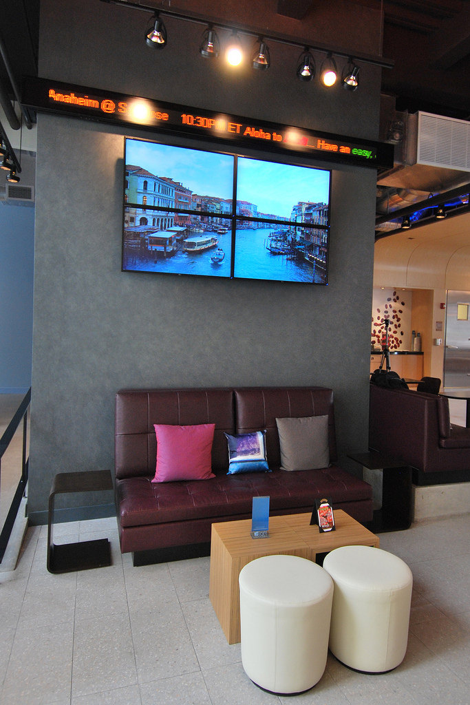 w hotel旗下品牌：Aloft Hotel（威斯康辛州）_Remix lounge.jpg