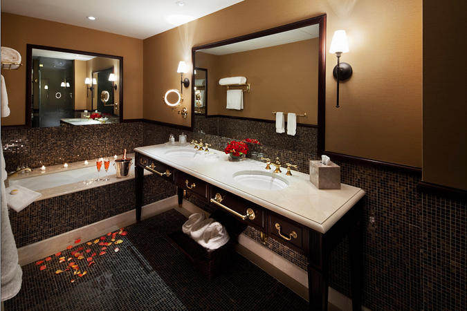 The Hotel Plaza Athenee in new york._21PenthouseBathroomwrosepetals(1).jpg