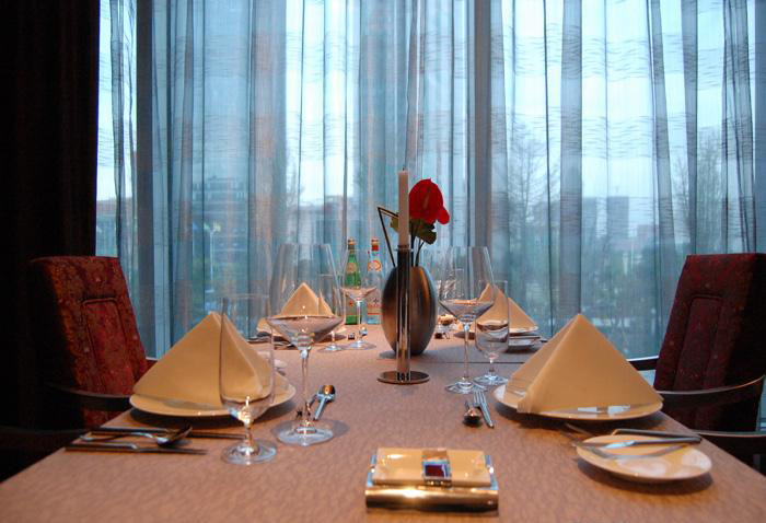 宁波南苑环球酒店(Ningbo nanyuan global hotel）官方+自拍_634229999798125000.jpg