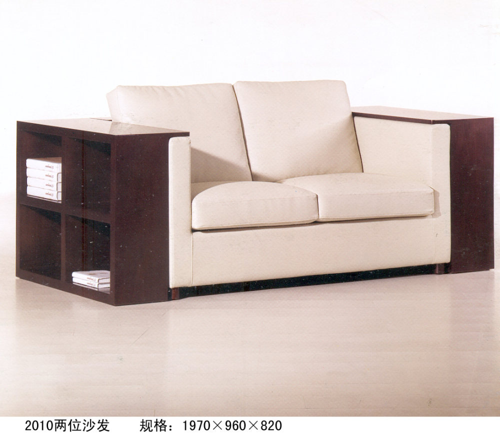 简欧的一些家具_2010两位沙发.jpg