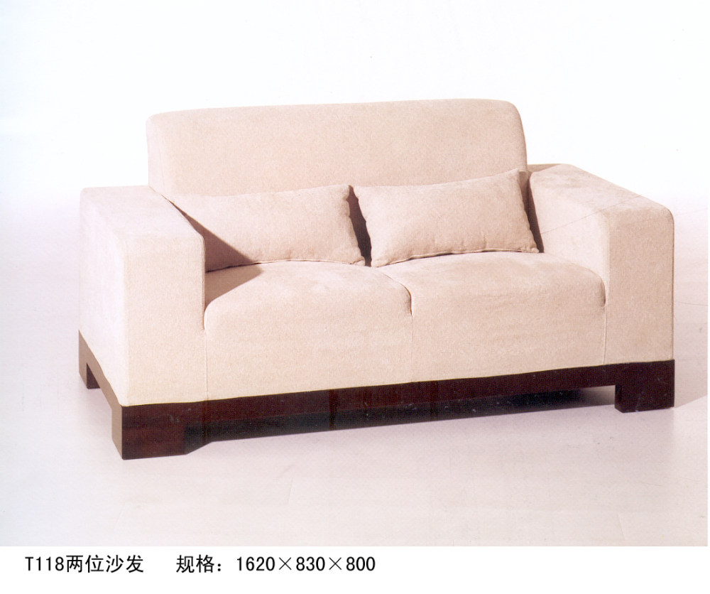 简欧的一些家具_T118两位沙发.jpg