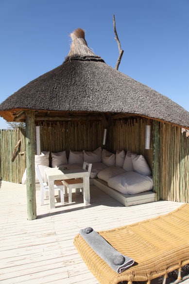 Little Kulala Lodge/Sossusvlei-纳米比亚沙海_P3_private_terrace_to_the_bedroom_Namibia_155.jpg