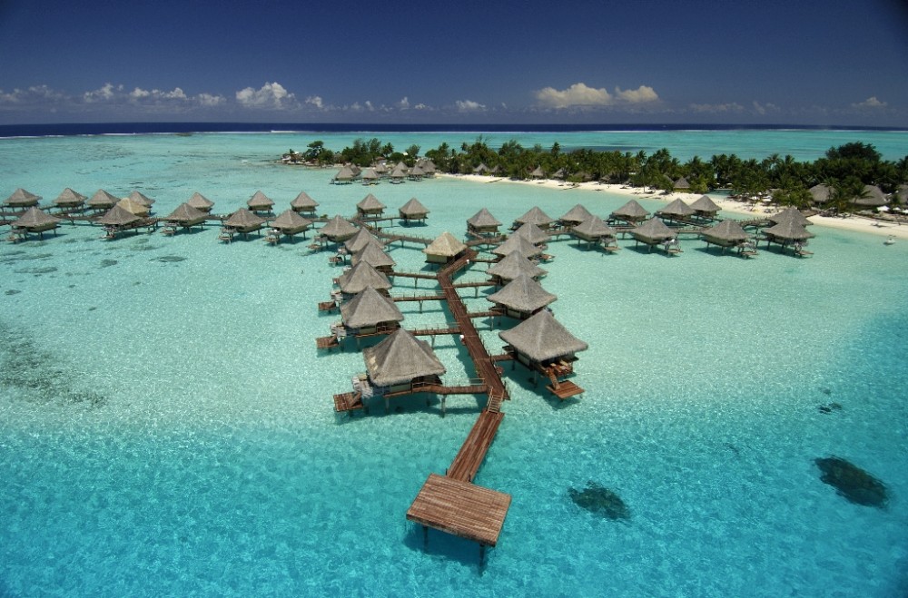 1)Intercontinental Bora Le Moana Resort.jpg