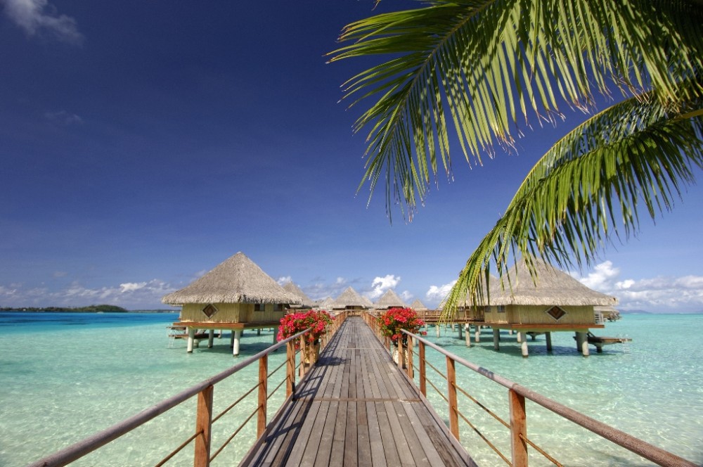 2)Intercontinental Bora Le Moana Resort.jpg
