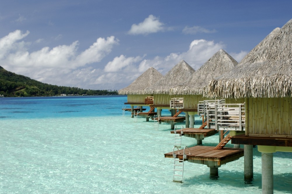 3)Intercontinental Bora Le Moana Resort.jpg