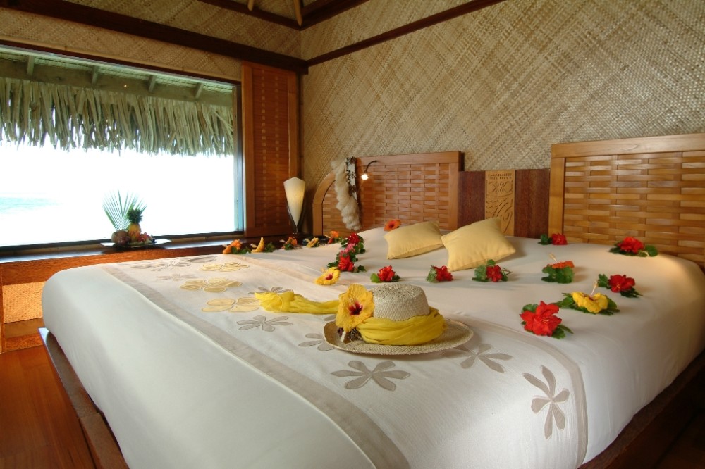 8)Intercontinental Bora Le Moana Resort.jpg