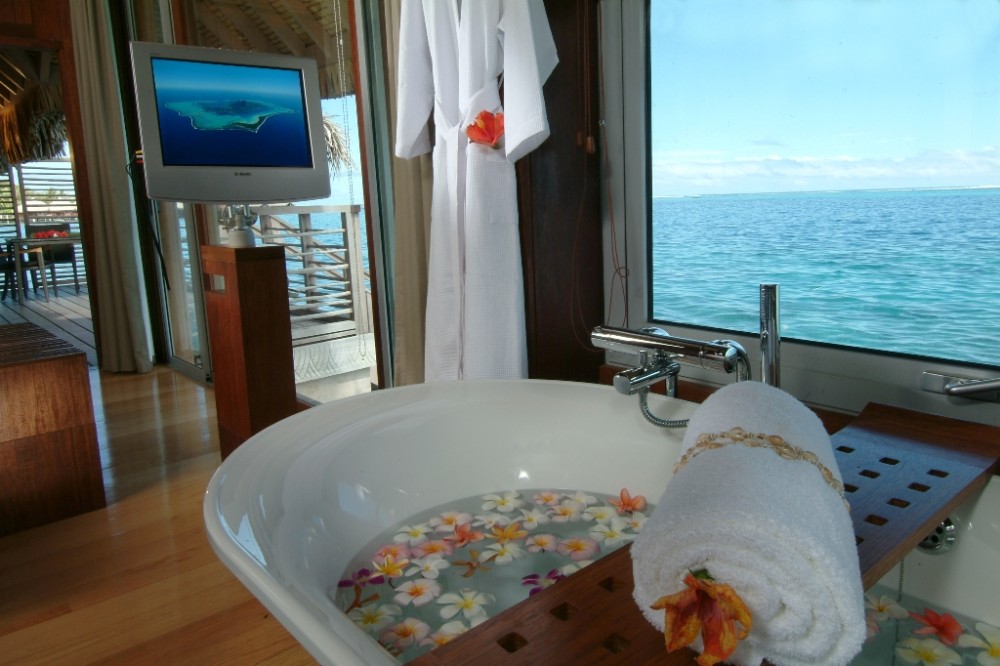 15)Intercontinental Bora &amp; Thalasso Spa Polinesia.jpg
