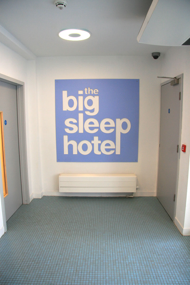 The Big Sleep hotel/切尔滕纳姆，格洛斯特郡，英国_entrance_lobby.jpg